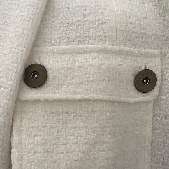 C.L.O.T.H.E.S Jean Jacket A blend of Polyester, Acrylic, trimmed in denim, Sz 16 - Picture 7 of 8